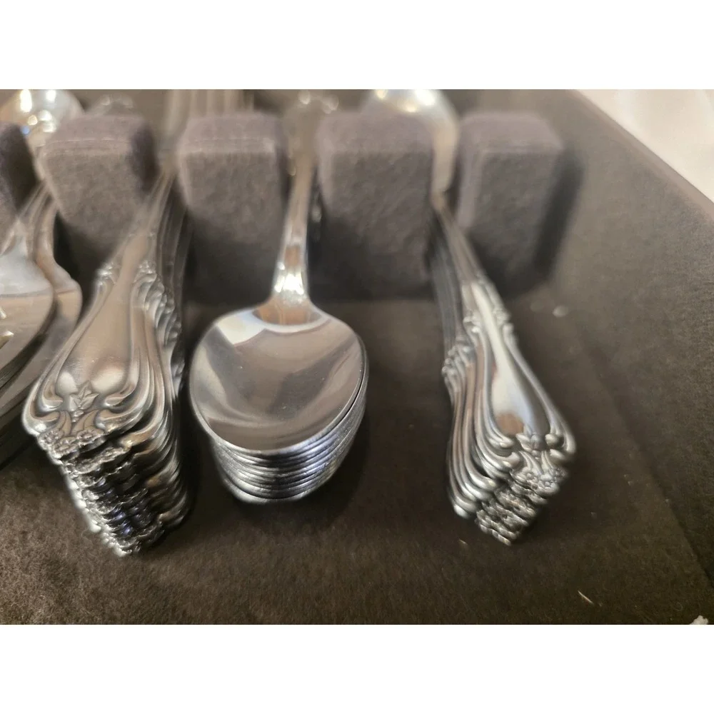 50 Pc Oneida All American BRIARWOOD Stainless Steel Flatware w Serving Spoons
